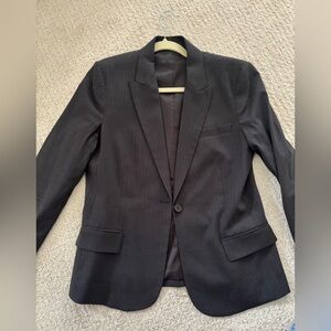 Theory one button blazer 12 charcoal black